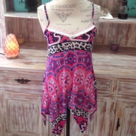 NWOT “Fresh Prints” handkerchief tunic - Picture 2 of 4